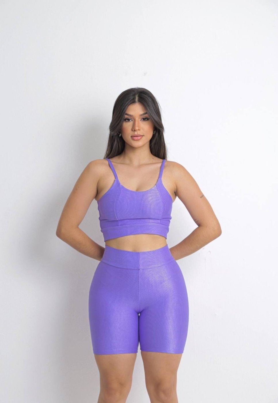 Conjunto Fitness Elegante Top e Shorts Feminino