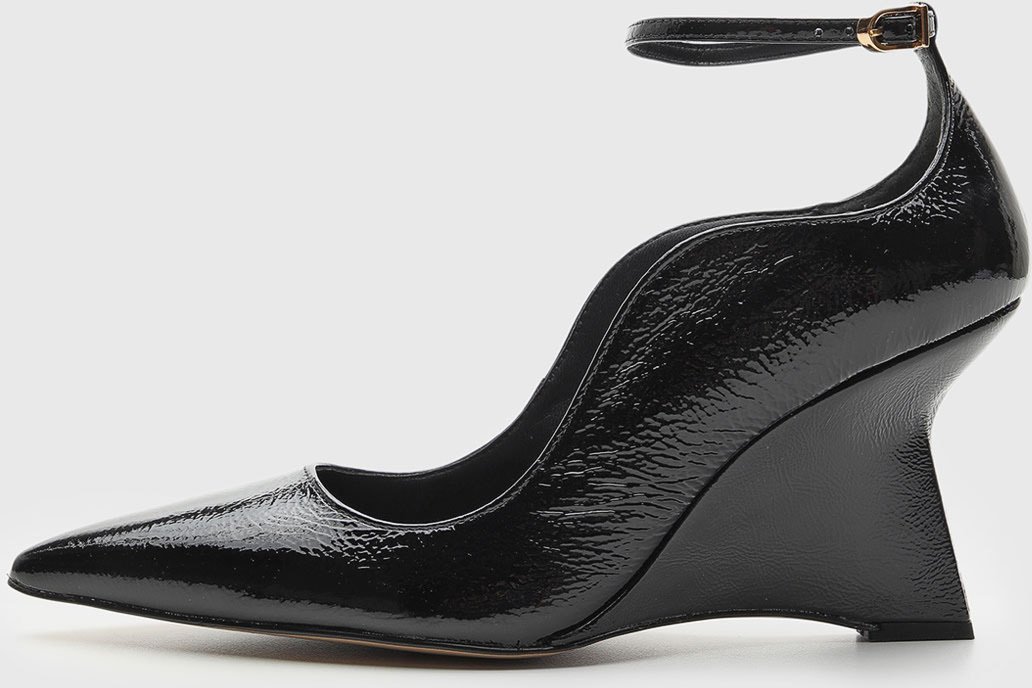 Imagem principal Scarpin Feminino Luiza Barcelos Salto Geométrico Verniz preto Luiza Barcelos preto