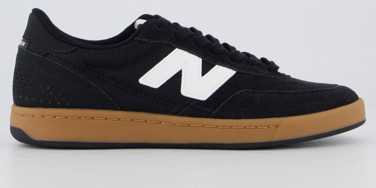 Tênis New Balance Numeric 440 V2