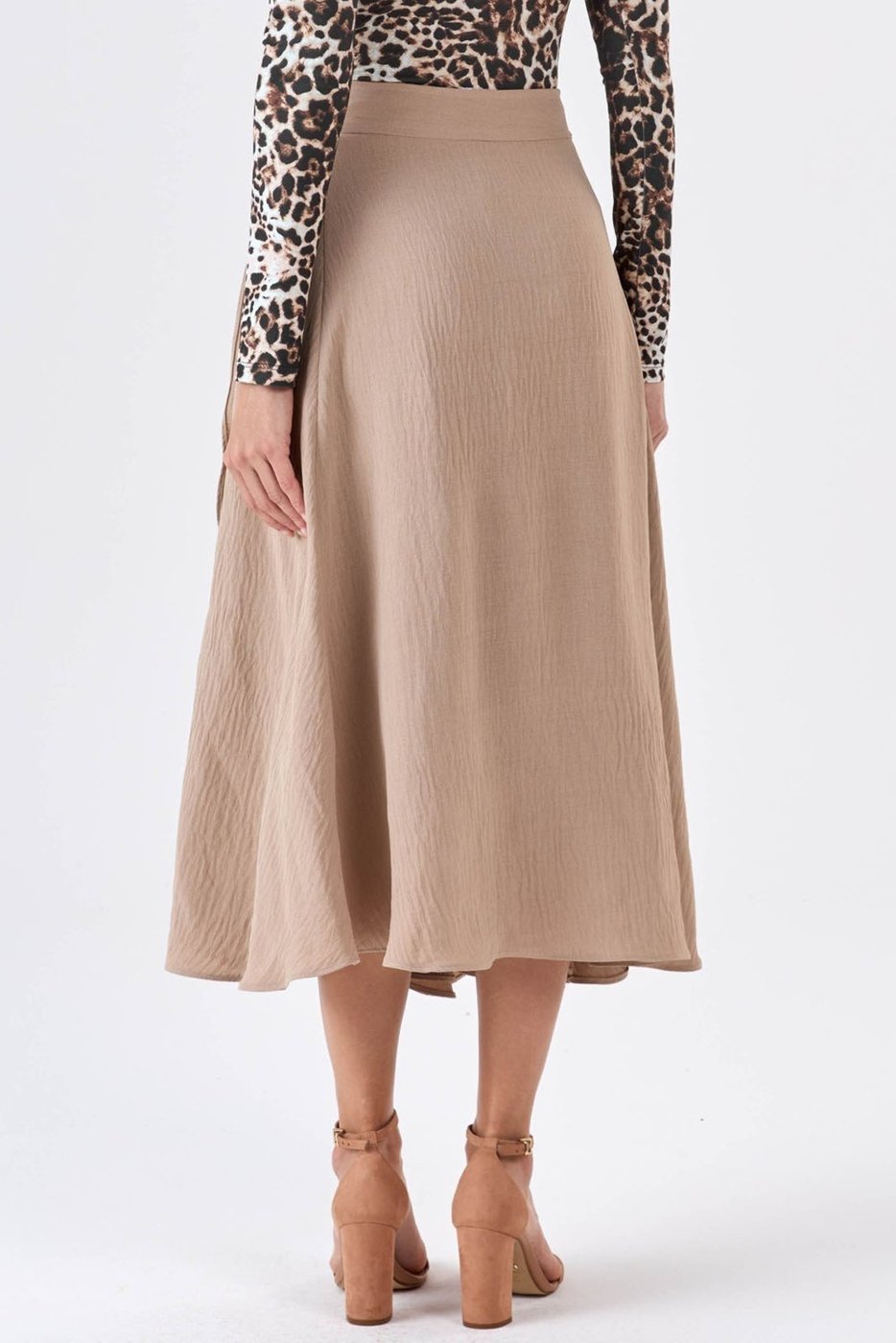 Saia Midi PKS Pareô