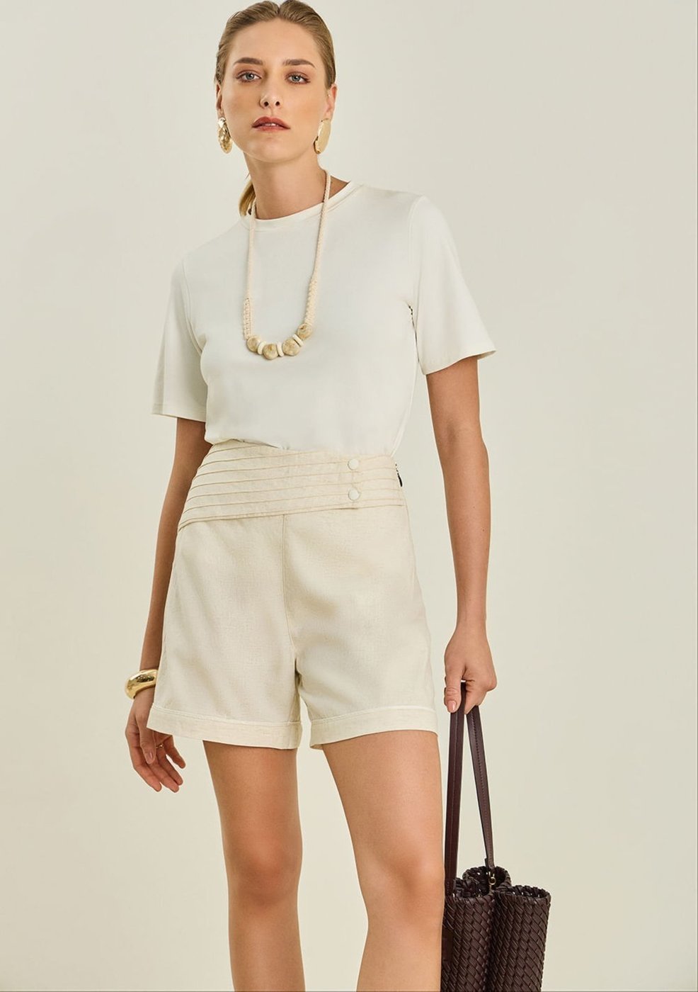 Camiseta Maria Valentina Solta Decote Careca Manga Curta Padrão Off-white