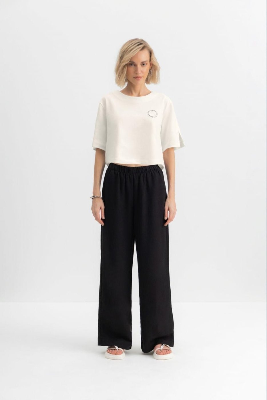 Blusa Cropped Feminina Bordada Essendi Natural Off-white