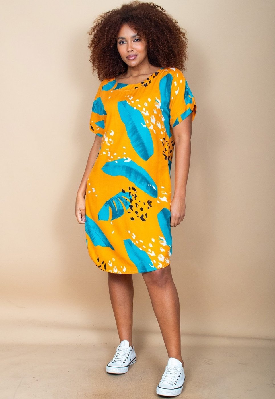 Vestido Curto Cabanafree Viscose com Bolso Estampa Aurora Botânica