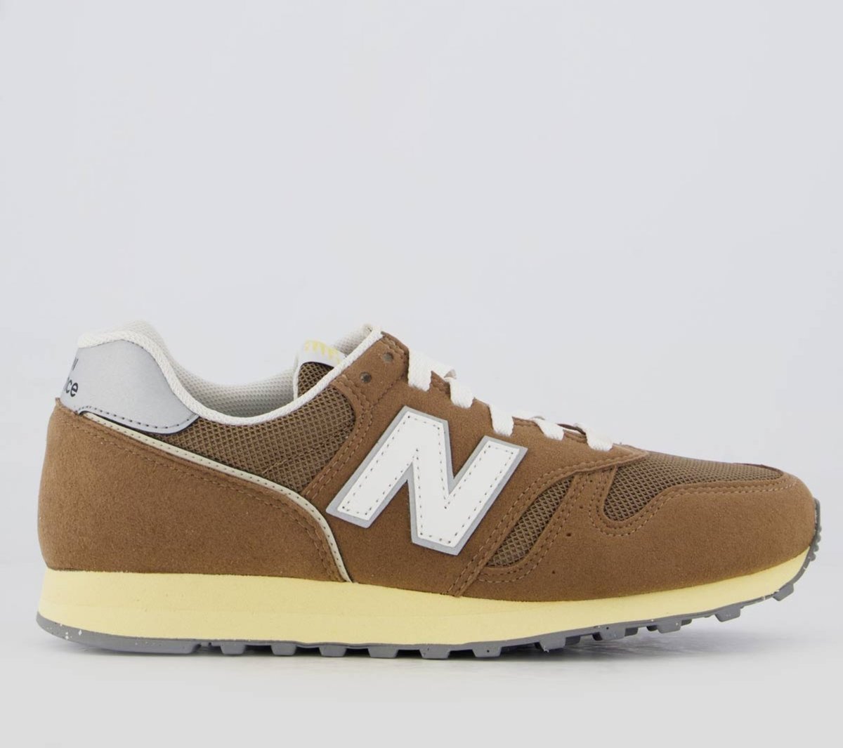 Tênis New Balance 373 V2 Feminino Claro