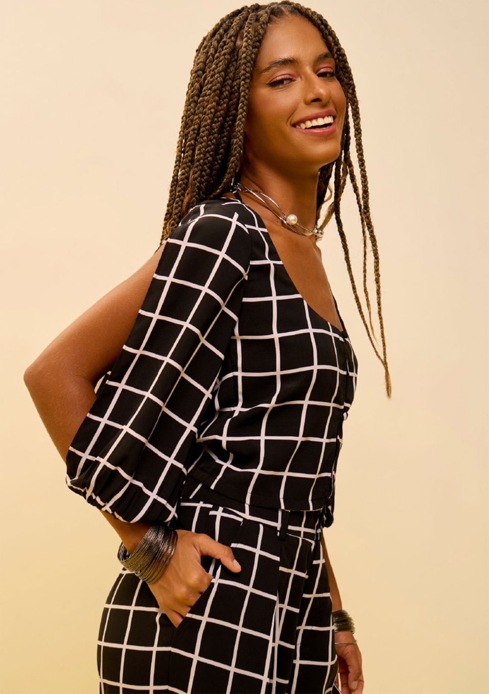 Blusa Zinco Ajustada Decote Reto Manga 3 Quartos Padrão