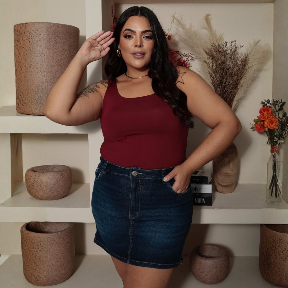 Imagem principal Regata Básica Curvy Feminina Revanche Napoca preto Revanche preto