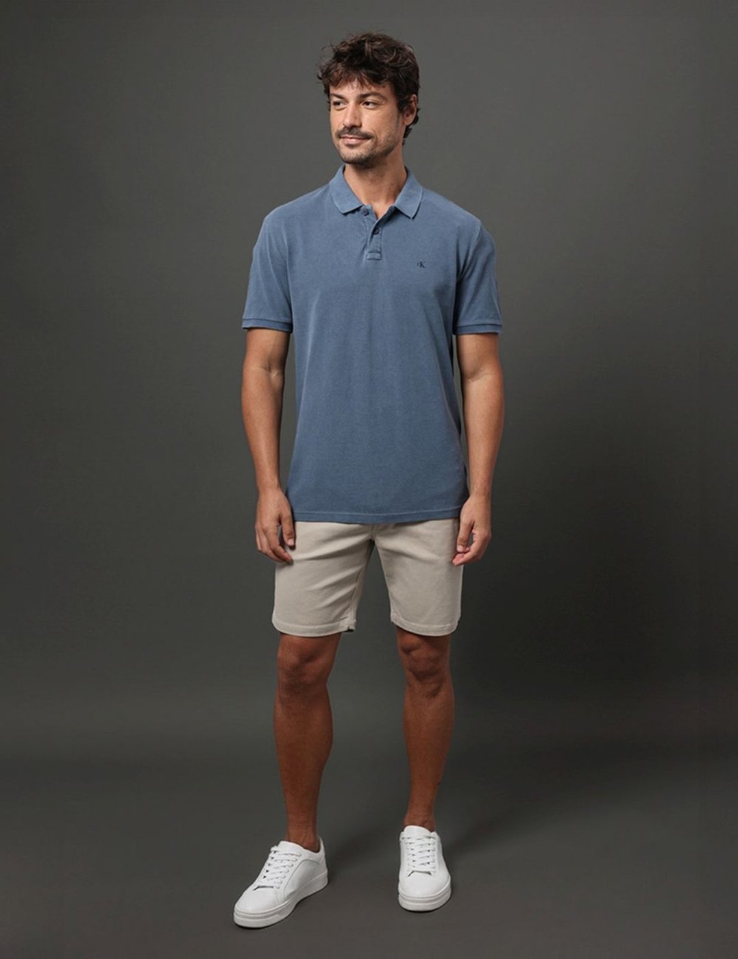 Imagem principal Bermuda Masculina Color Moletom Calvin Klein Jeans - Caqui Claro cáqui caqui Calvin Klein Jeans cáqui caqui