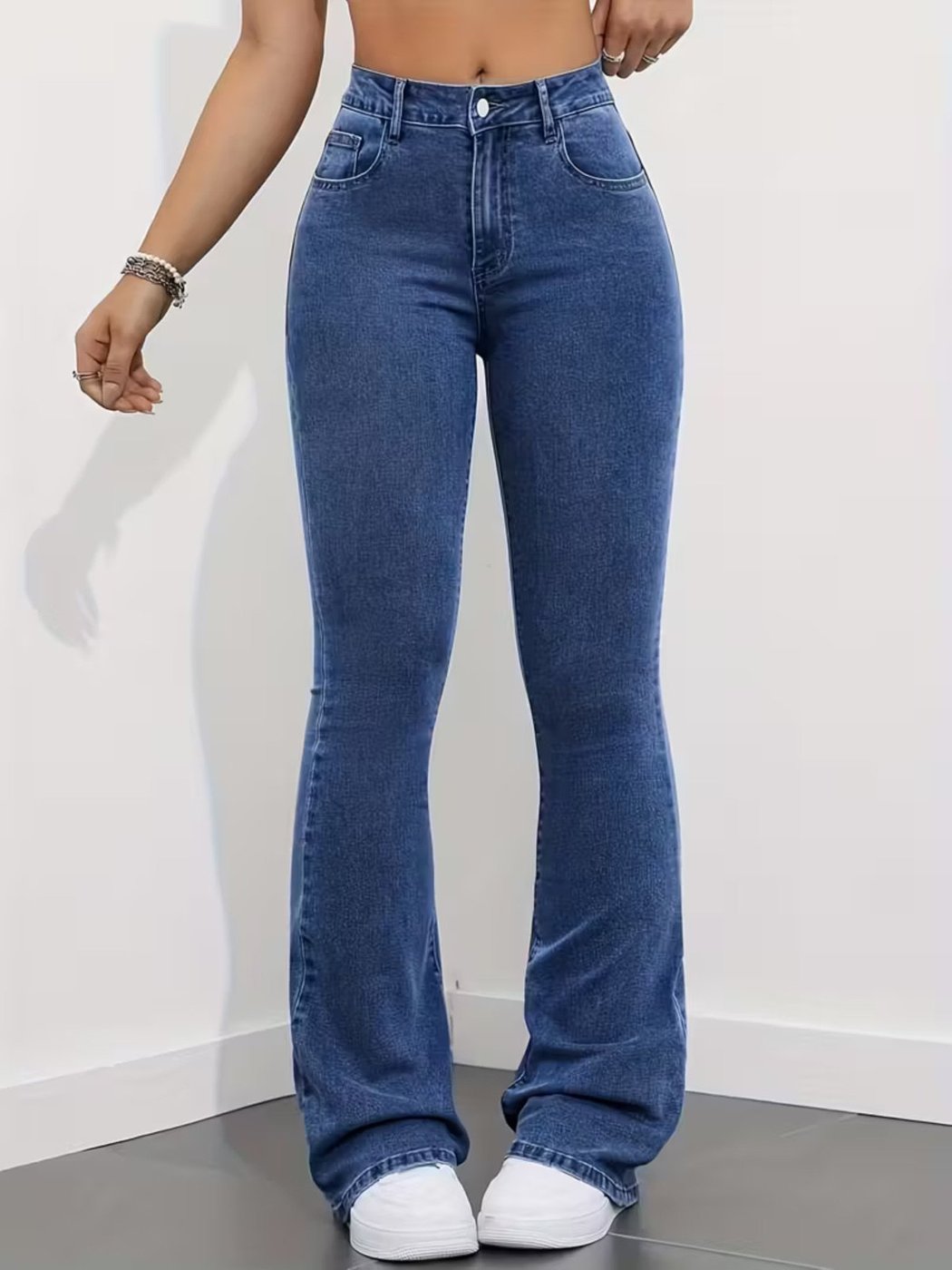 Calça Jeans Feminina Tex Jeans Flare Casual e Delicada Para Seu Dia a Dia Escura
