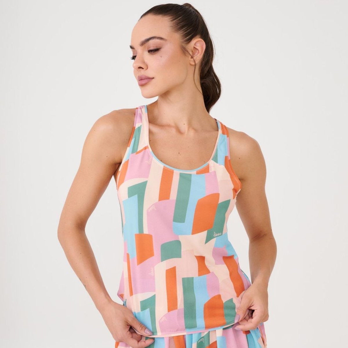 Imagem principal Regata Básica Estampa Blossom Poliamida Soft Donna Carioca estampado Donna Carioca estampado