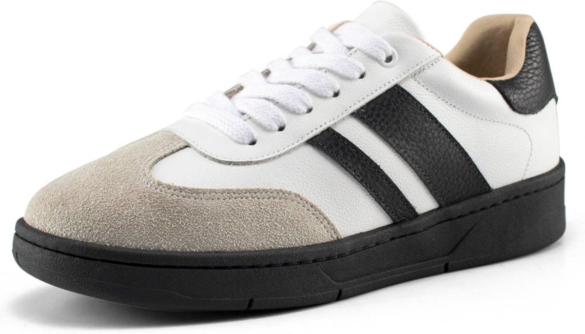 Imagem principal Tênis Feminino Bella Nina Casual Dia A Dia Confortável Estilo Camurça Com branco/preto Bella Nina branco/preto