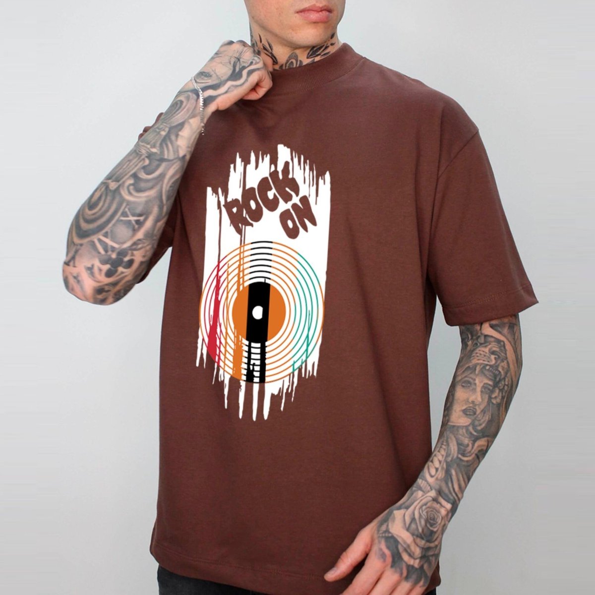 Imagem principal Camiseta Ousy Streetwear Rock On Vinil Colorido Oversized Unissex branco ousy branco