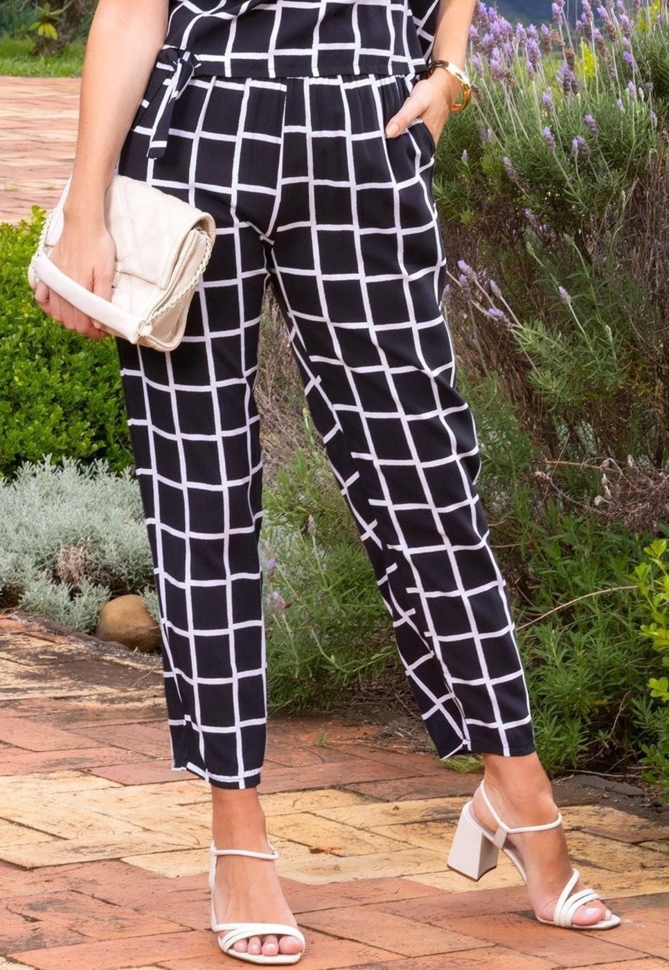 Imagem principal Calça Em Viscose Plana Quintess verde Quintess verde