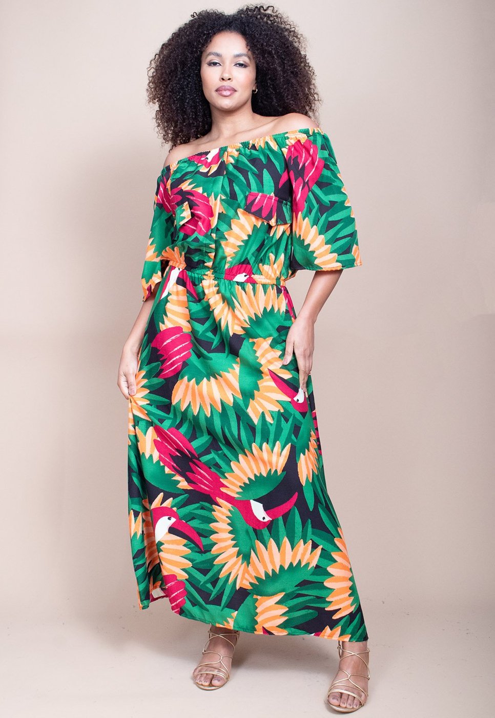 Vestido Midi Cabanafree Ciganinha Viscose com Lapela Estampa Festa dos Tucanos