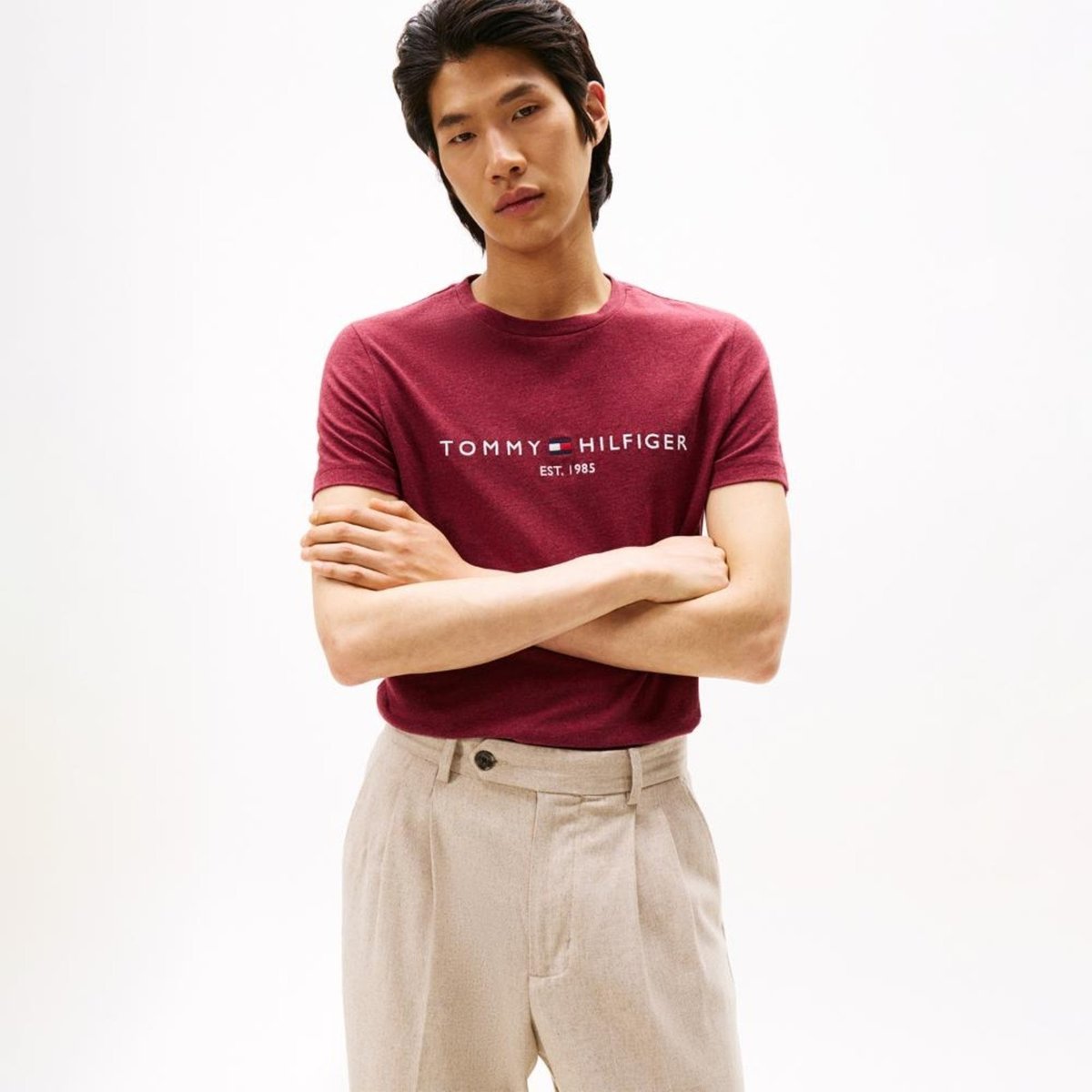 Imagem principal Camiseta Clássica Gola C - EEG Tommy Hilfiger vinho Tommy Hilfiger vinho