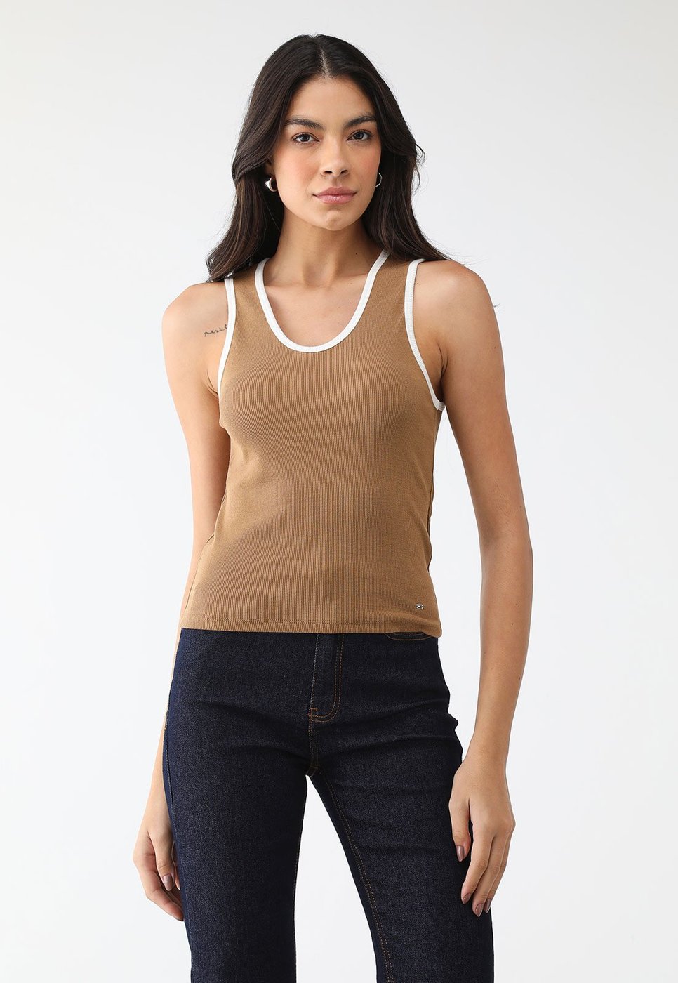 Imagem principal Regata Canelada Tommy Hilfiger Ajustada Vies marrom Tommy Hilfiger marrom