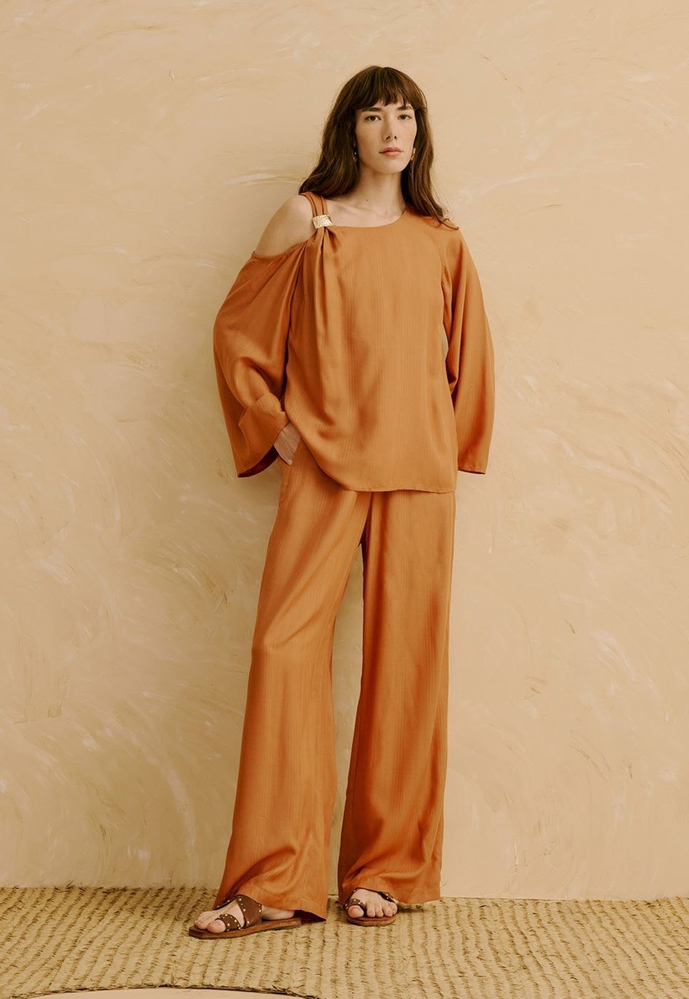 Calça Lisa Pantalona Cós