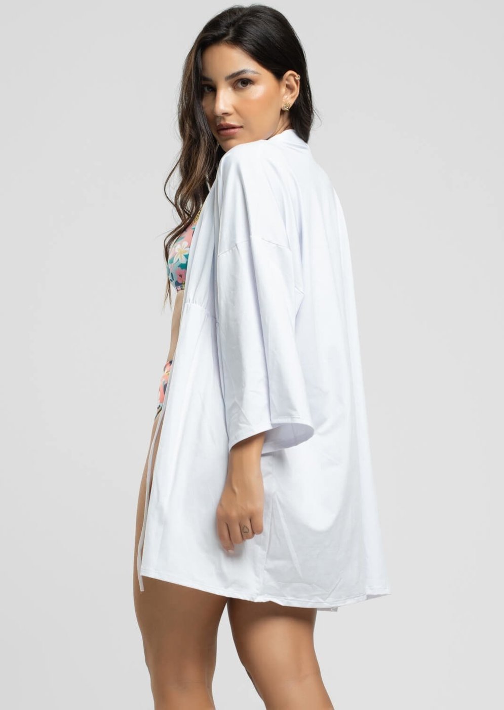 Imagem principal Saída de Praia Kimono Manga Longa Feminino Vicbela bege Vicbela bege