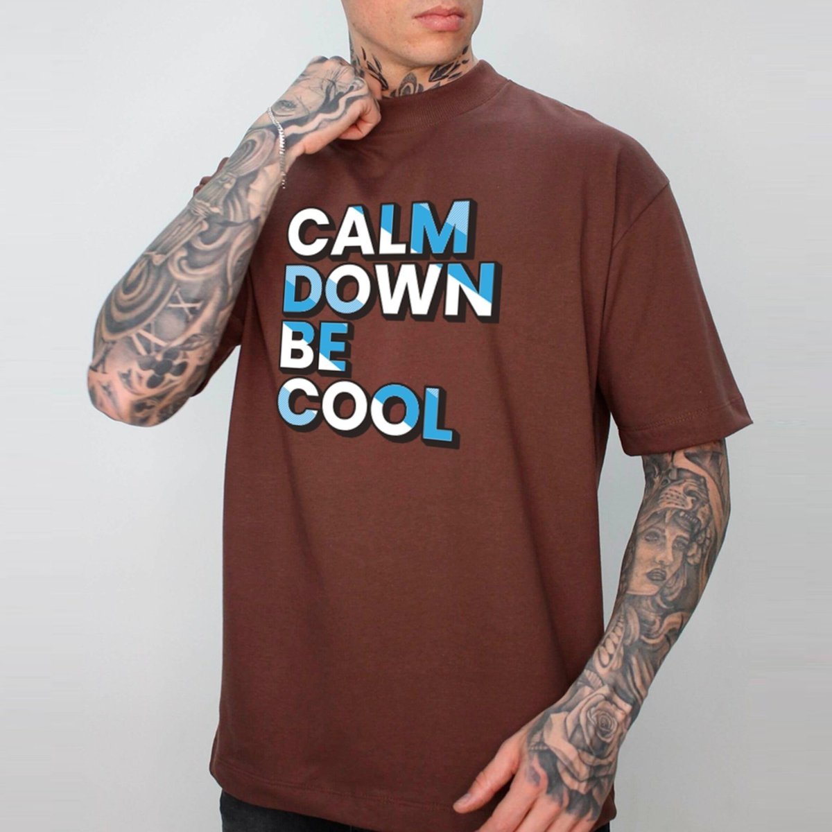 Imagem principal Camiseta Ousy Oversized Calm Down Be Cool Estilo Urbano Autêntico Unissex preto ousy preto