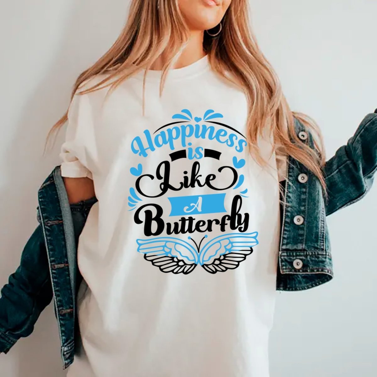 Imagem principal Camiseta Ousy Happiness is Like a Butterfly Oversized Feminina branco ousy branco