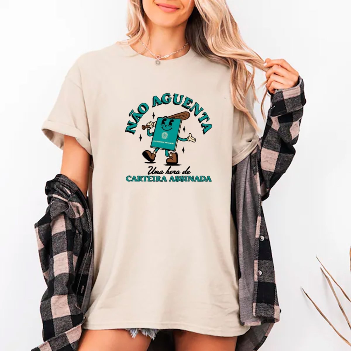 Imagem principal Camiseta Ousy Básica Carteira de Trabalho Meme Unissex Off White off-white white ousy off-white white