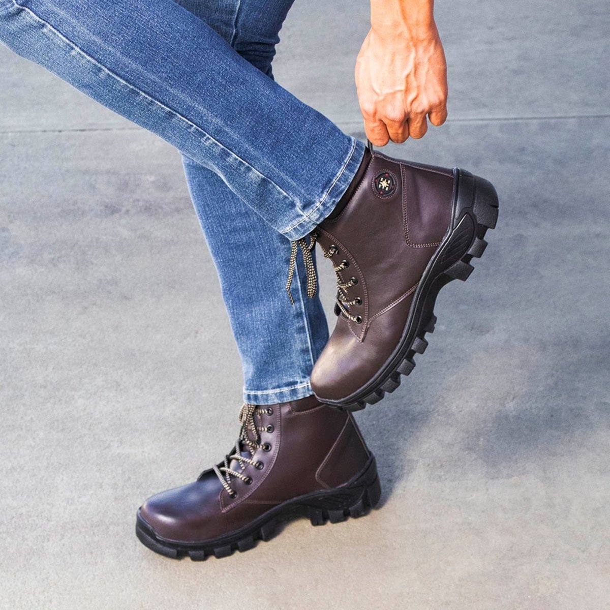 Imagem principal Bota Adventure Masculina Bredeni Trabalho Engenheiro Segurança Coturno Confortável Leve Macio café BREDENI café