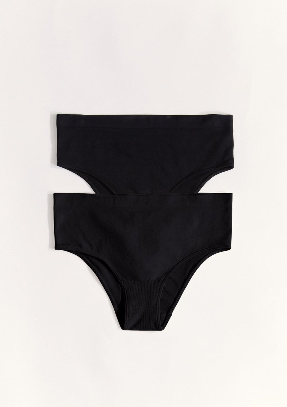 Imagem principal Kit 2 Calcinhas Caleçon Sem Costura Hering HERING INTIMATES preto HERING INTIMATES preto