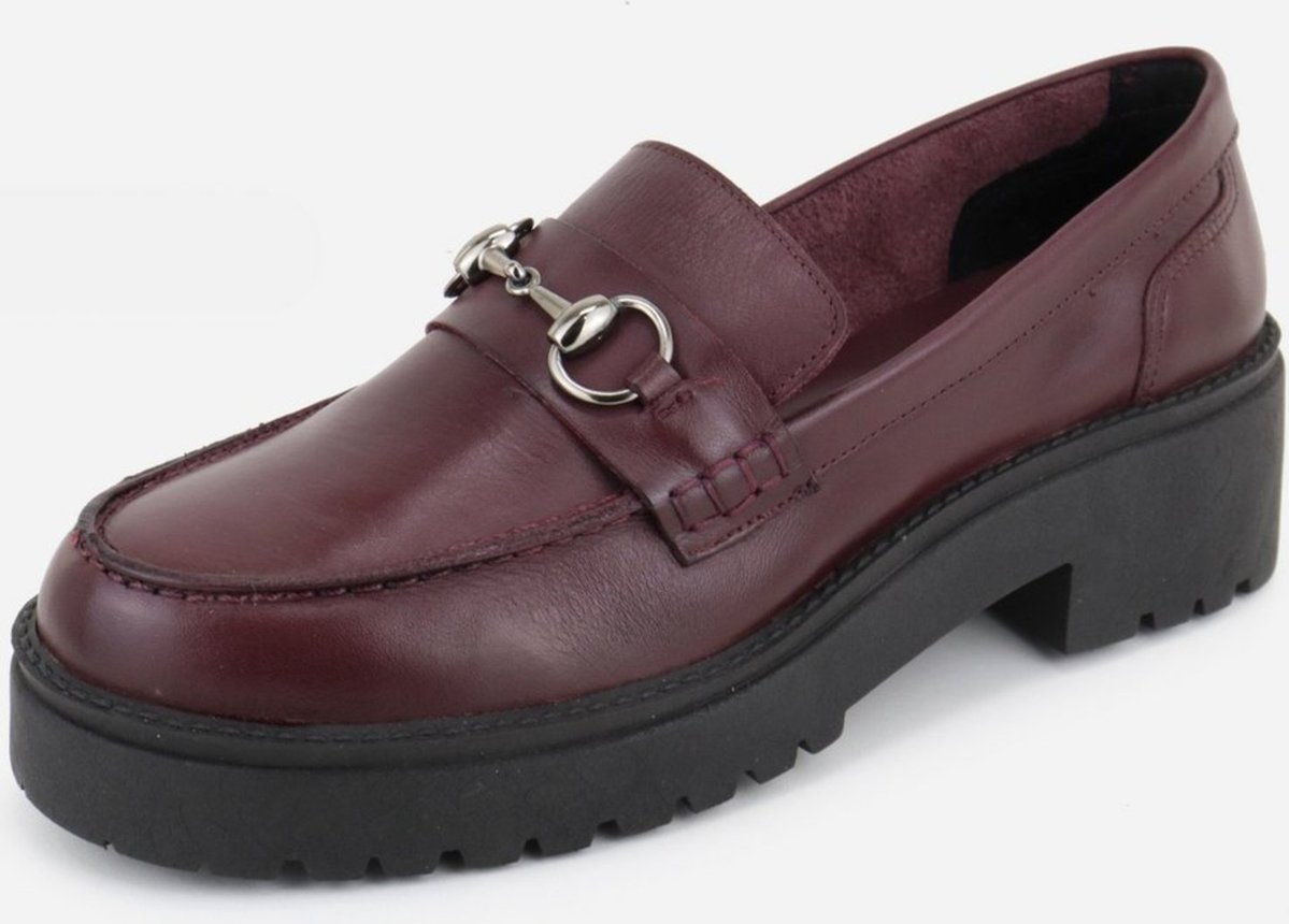 Mocassim em Couro Tratorado Leve Conforto Bridão Vazado Maria Paula Merlot