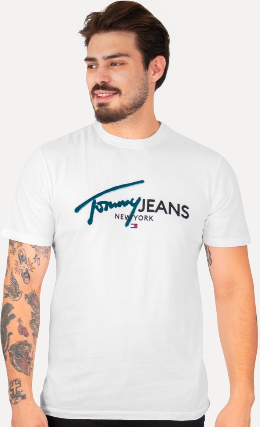 Imagem principal Camiseta Tommy Jeans Masculina Regular Spray Pop Logo Branca branco Tommy Jeans branco