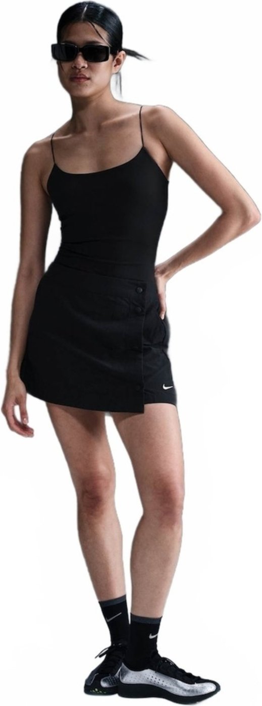 Saia Nike Sportswear Essential Woven Feminina