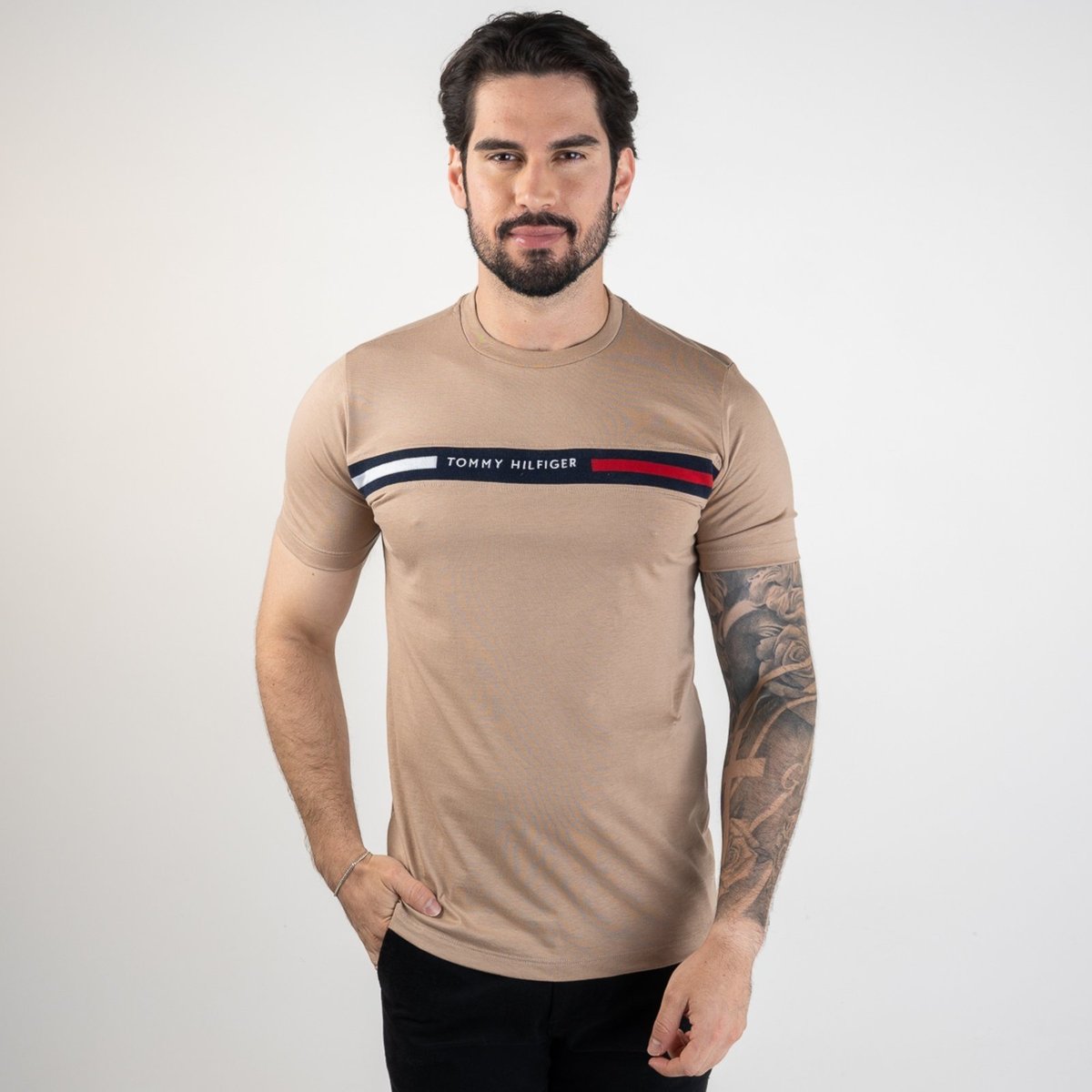 Imagem principal Camiseta Tommy Hilfiger Bordado Khaki cáqui khaki Tommy Hilfiger cáqui khaki