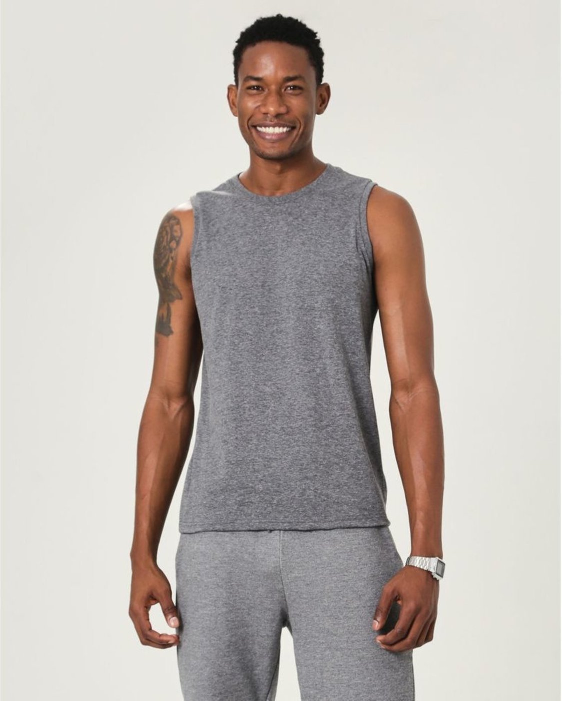 Imagem principal Regata Básica Masculina Decote Redondo Em Meia Malha Malwee cinza Malwee cinza