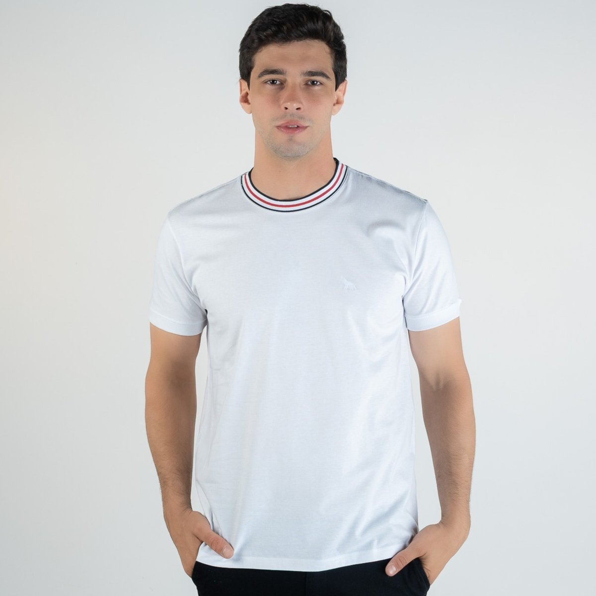 Camiseta Acostamento Frisos Branca