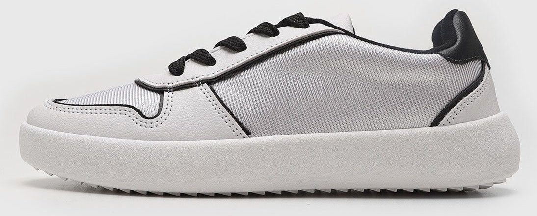 Tênis Feminino Moleca Ponta Arredondada e Preto