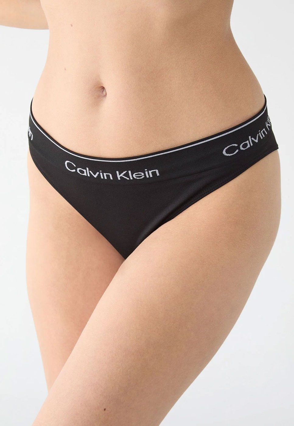 Imagem principal Calcinha Calvin Klein Underwear Tanga Modern Cotton Seamless Preta preto Calvin Klein Underwear preto