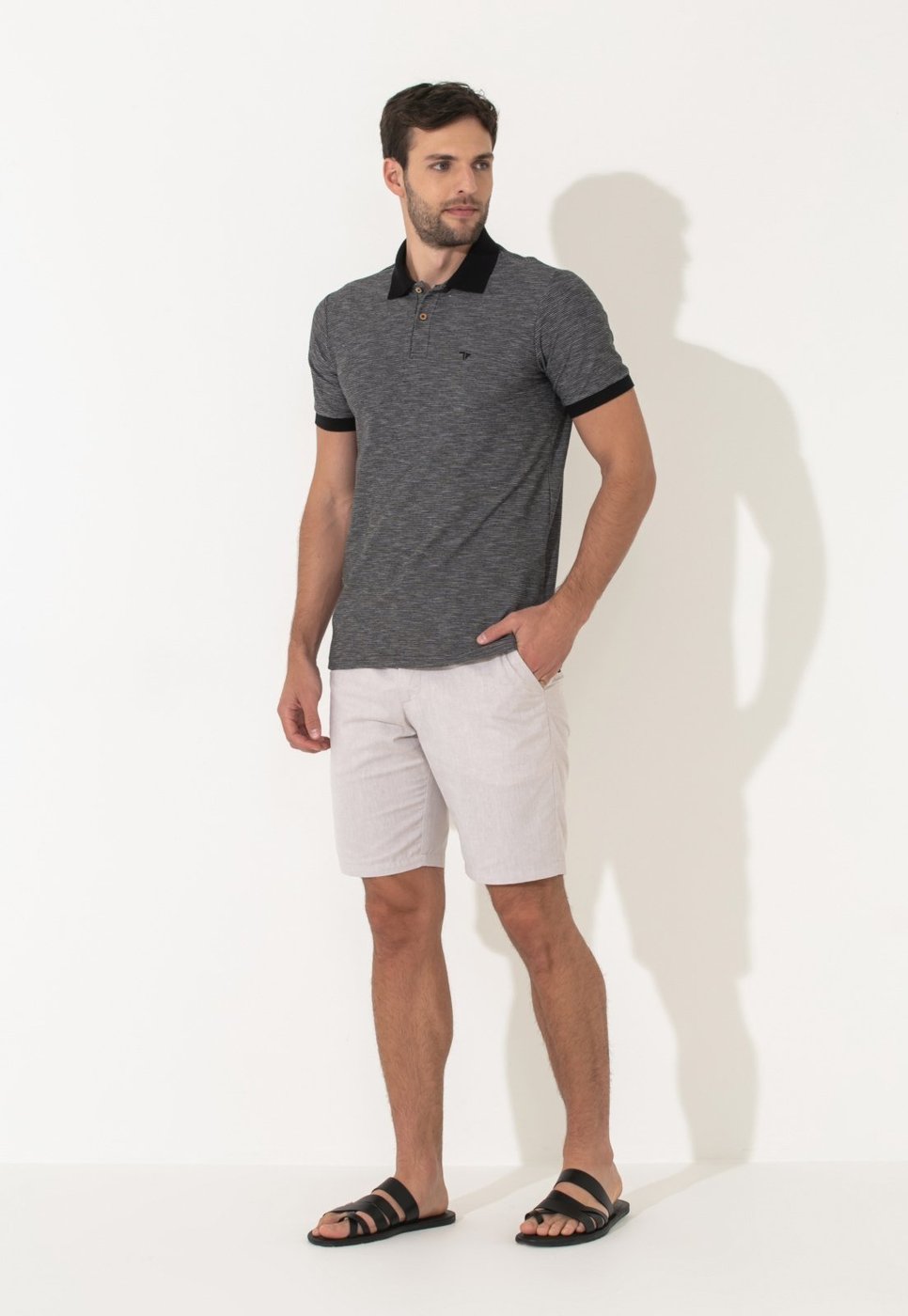 Imagem principal Bermuda Sarja Traymon Slim bege Traymon bege