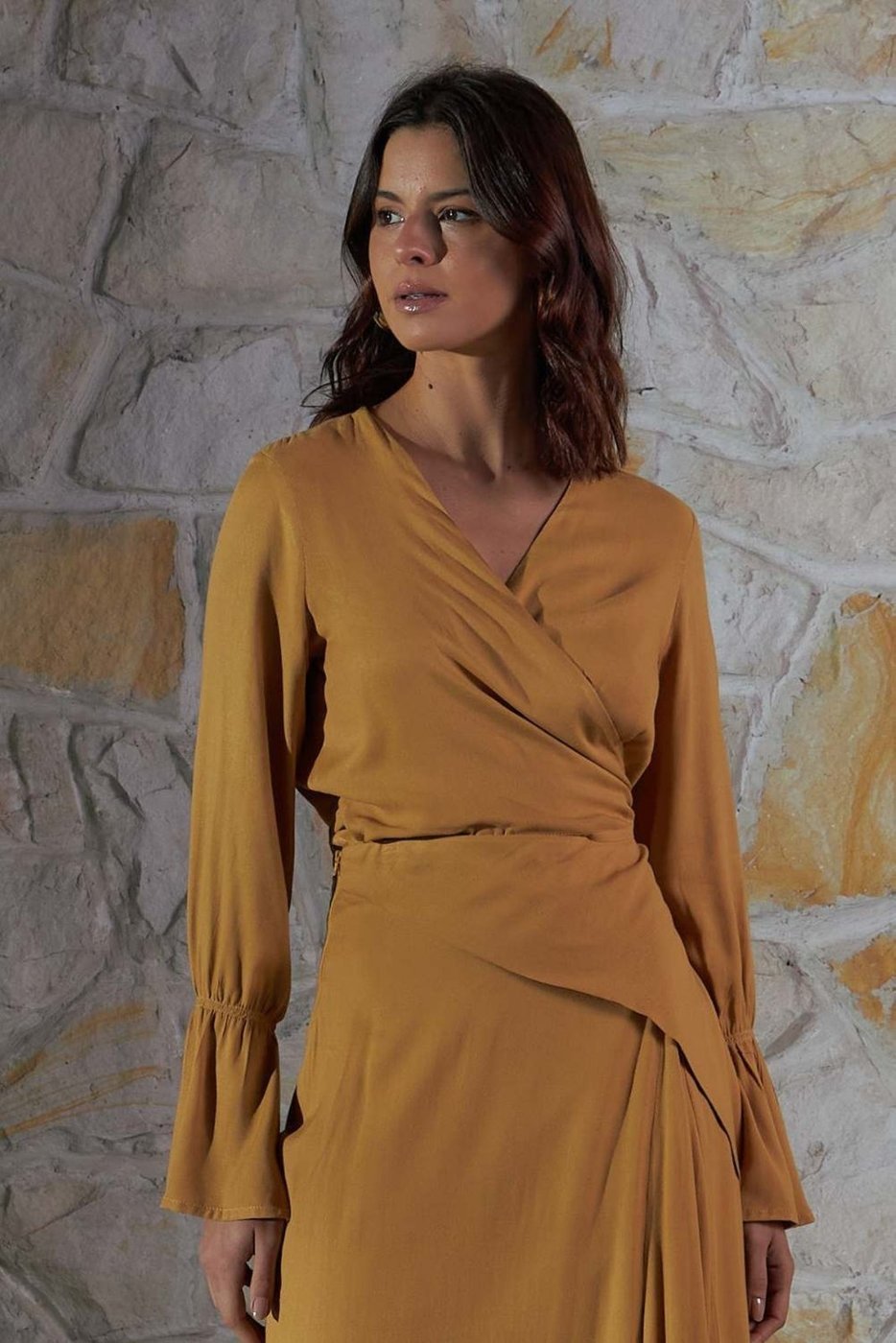 Blusa Vanibele Cropped Camelo