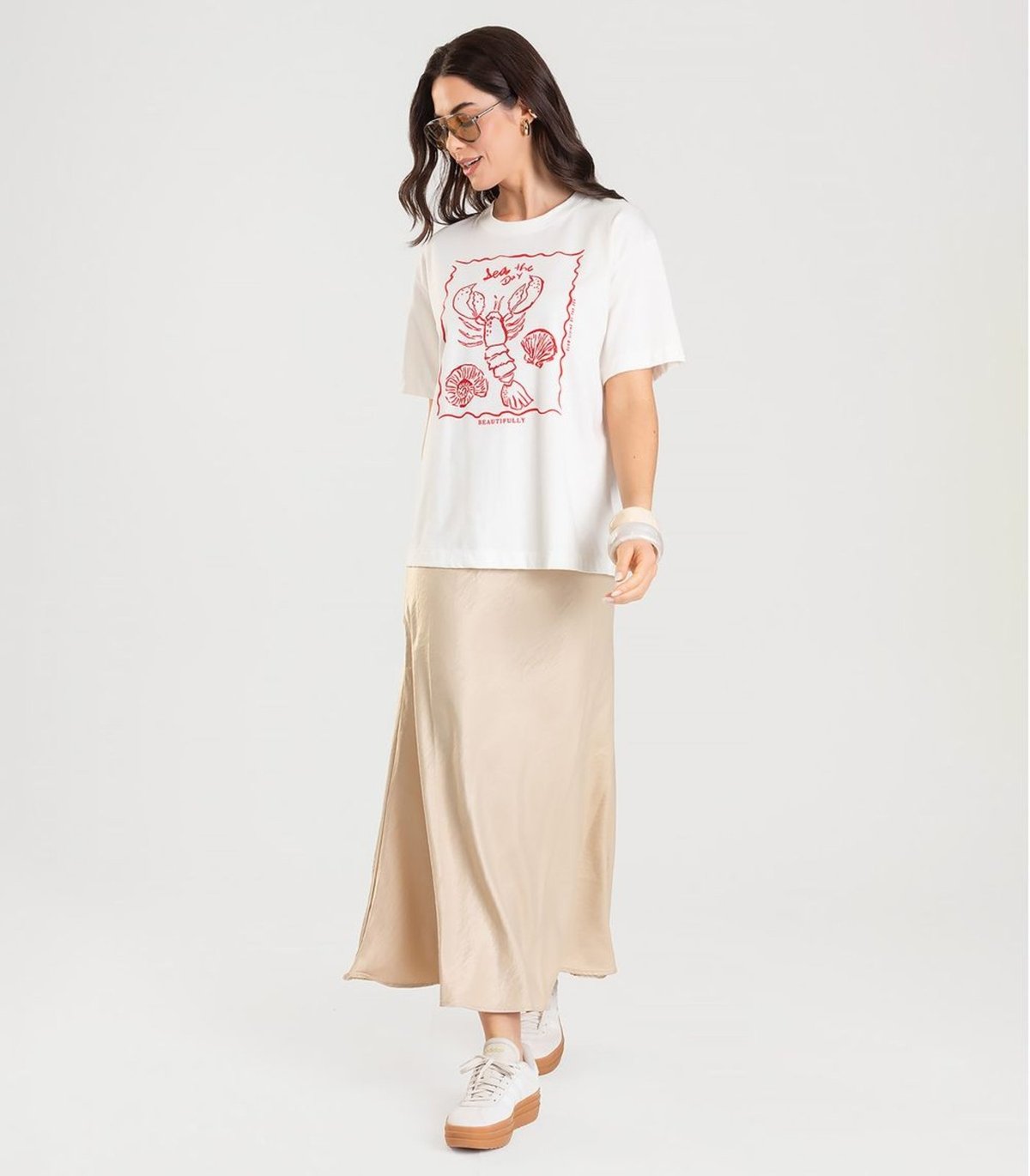 T-shirt Feminina Manga Curta Oversized Dianna
