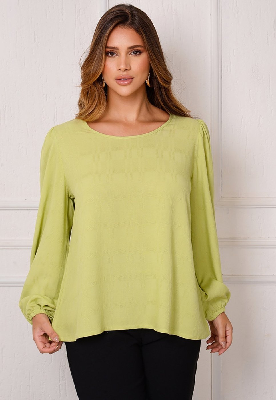 Imagem principal Blusa Bata Decote Redondo B'Bonnie Vânia Menta BBonnie verde BBonnie verde