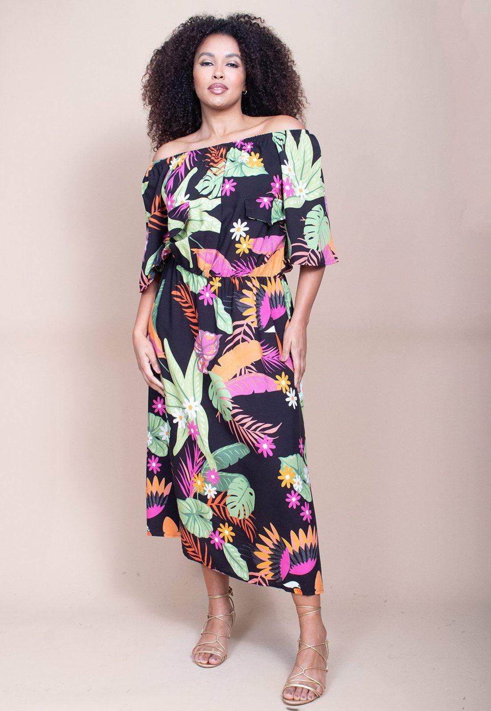 Vestido Midi Cabanafree Ciganinha Viscose com Lapela Estampa Noite Botânica