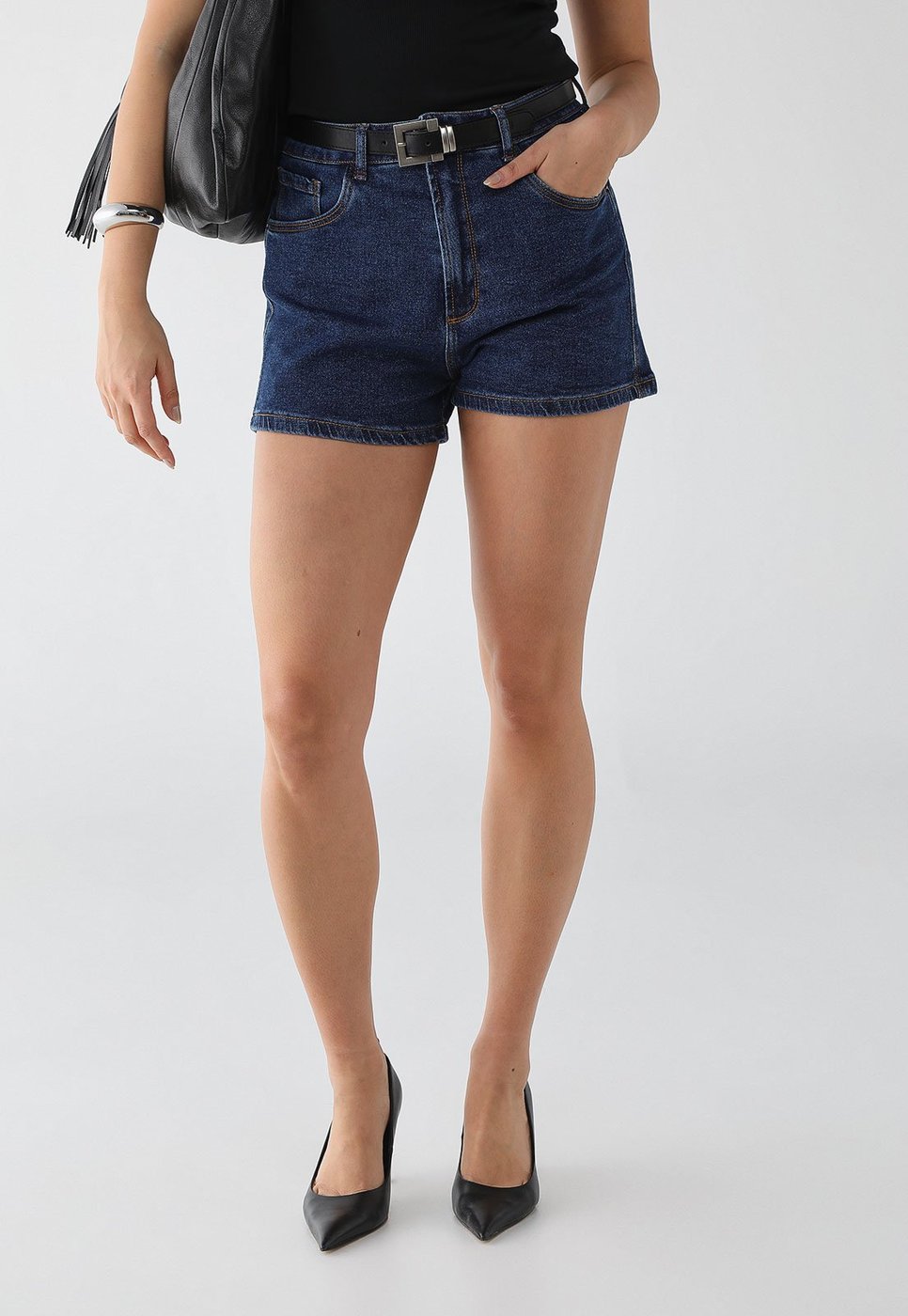 Short Jeans Feminino Lança Perfume Confort High Escura