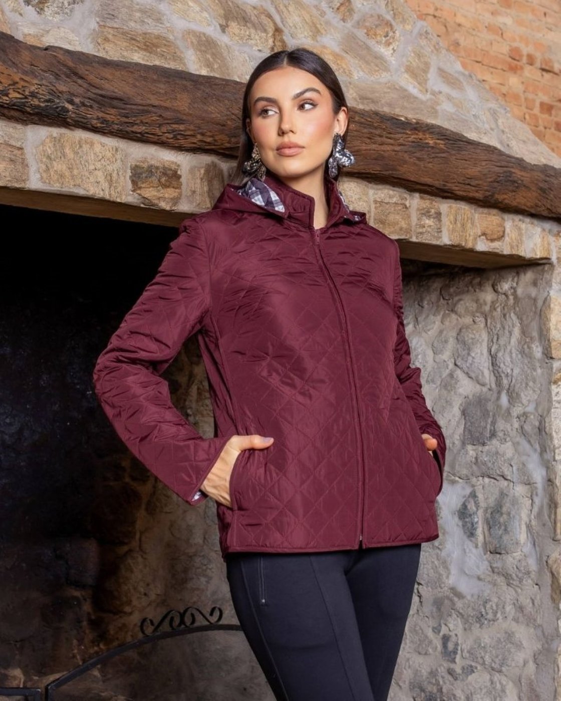 Jaqueta de matelasse c/ capuz removivel Jasmin