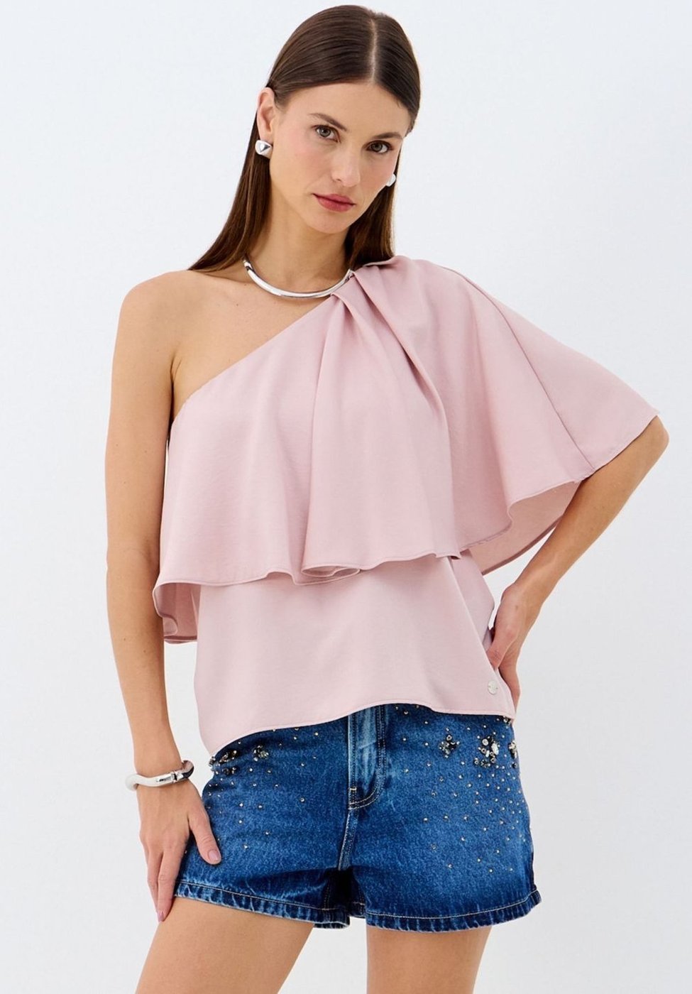 Imagem principal Blusa Assimétrica com Babado ACT FEMININO preto ACT FEMININO preto