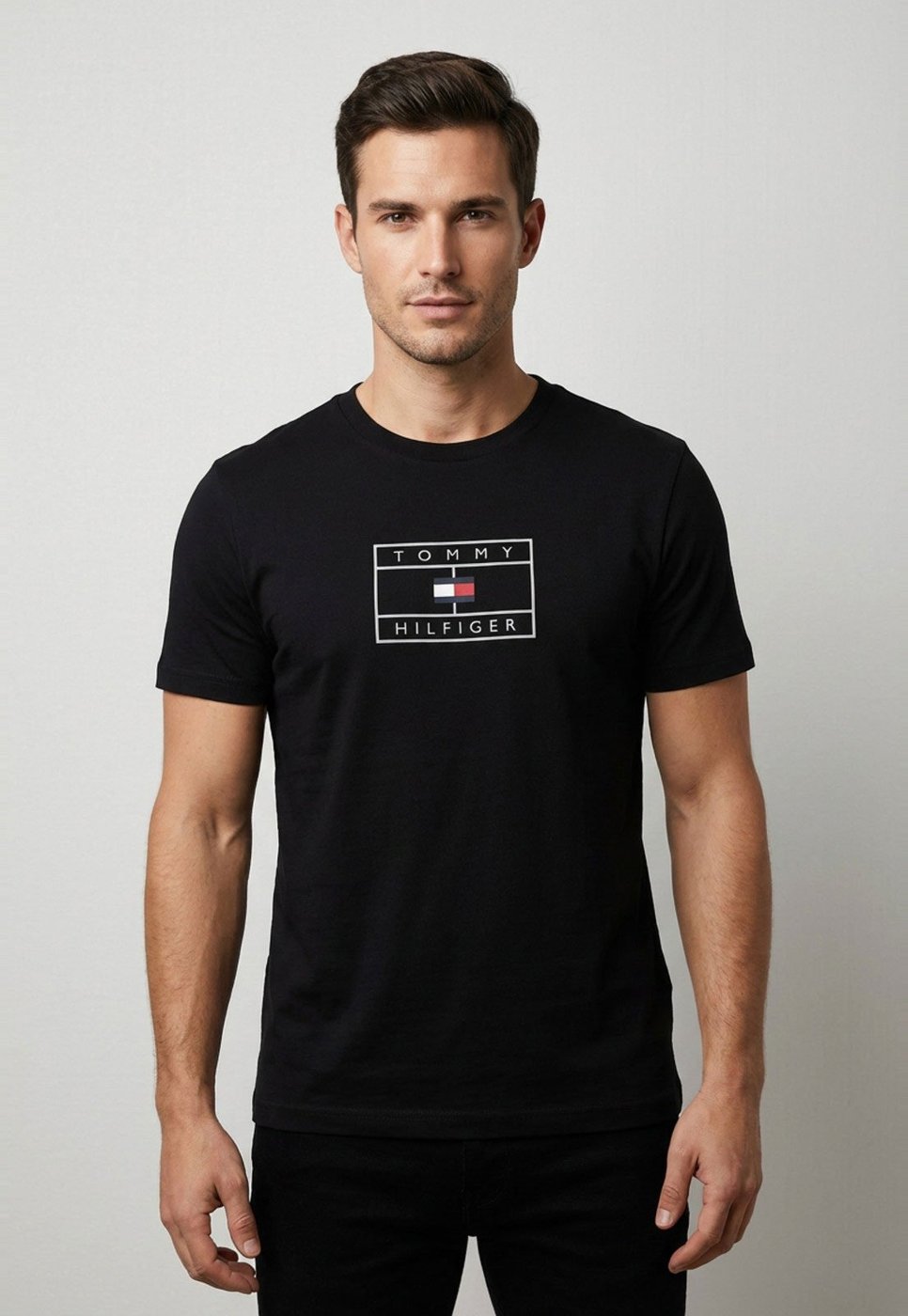 Imagem principal Camiseta Masculina Tommy Hilfiger JD Graphic TE Preta preto preto