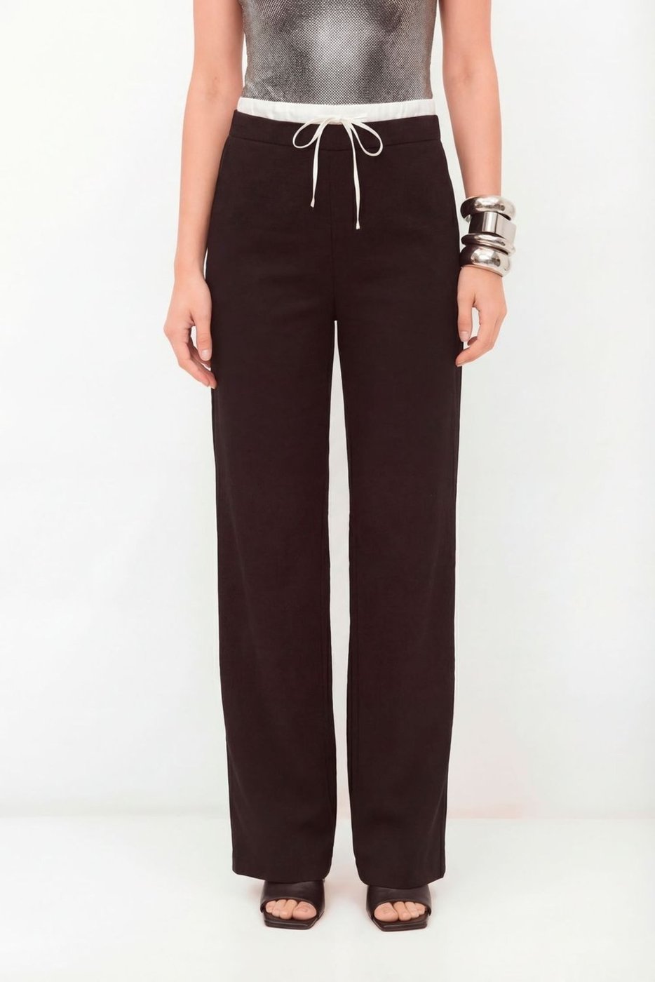 Calça Alfaiataria Sarja Cós Recorte Feminina