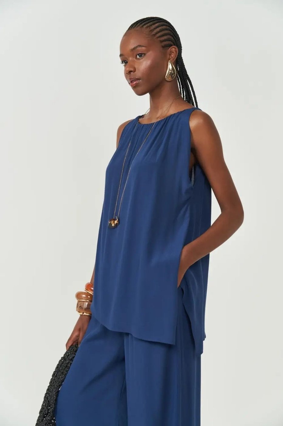 Imagem principal Blusa Loose Assimétrica Colcci Darkness azul Colcci azul