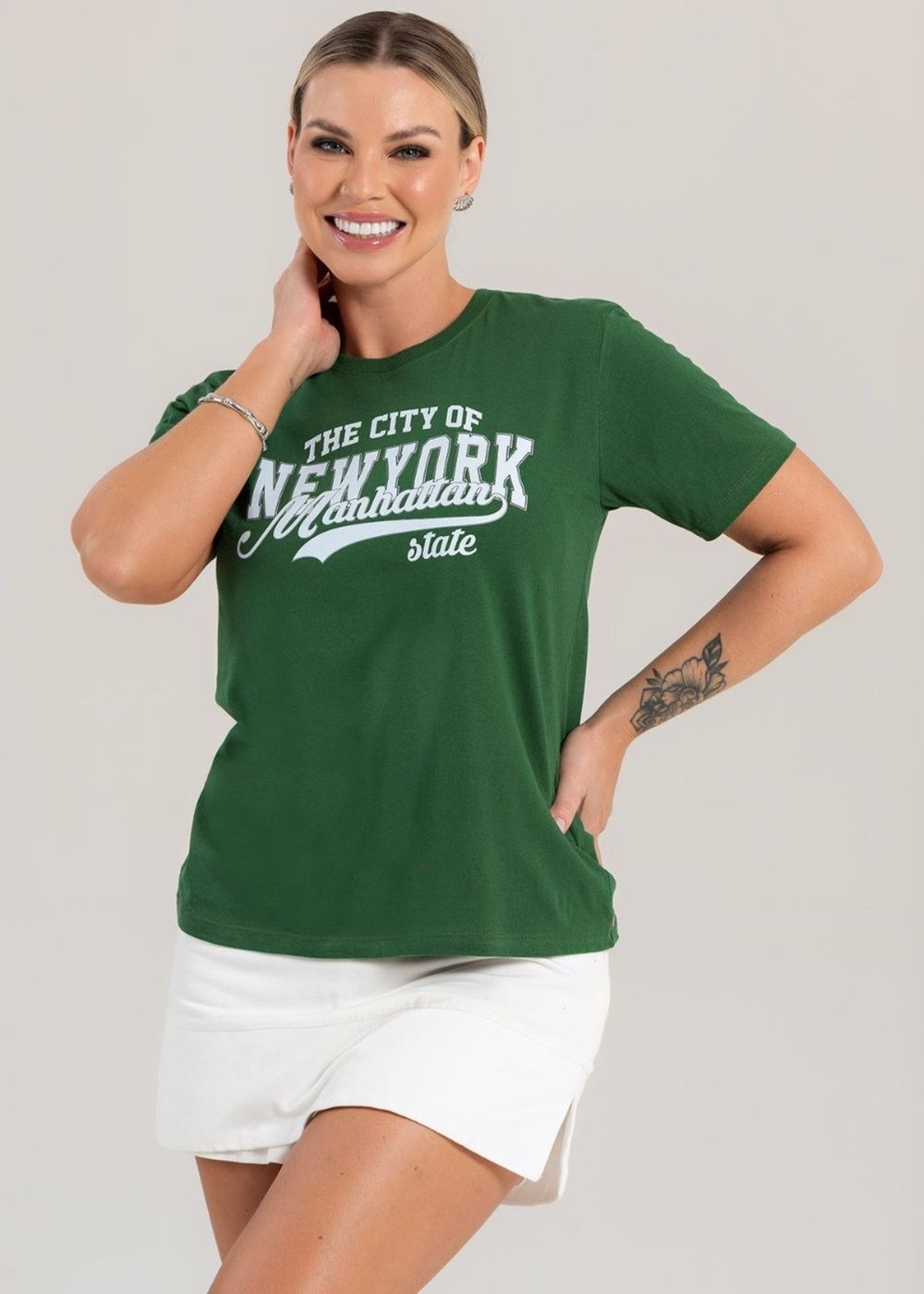 Camiseta Feminina Cianitas Estampa Manhattan