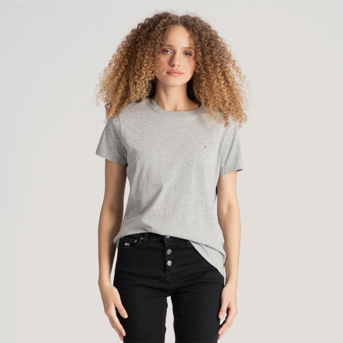 Imagem principal Camiseta Clássica Gola C Tommy Jeans cinza Tommy Jeans cinza