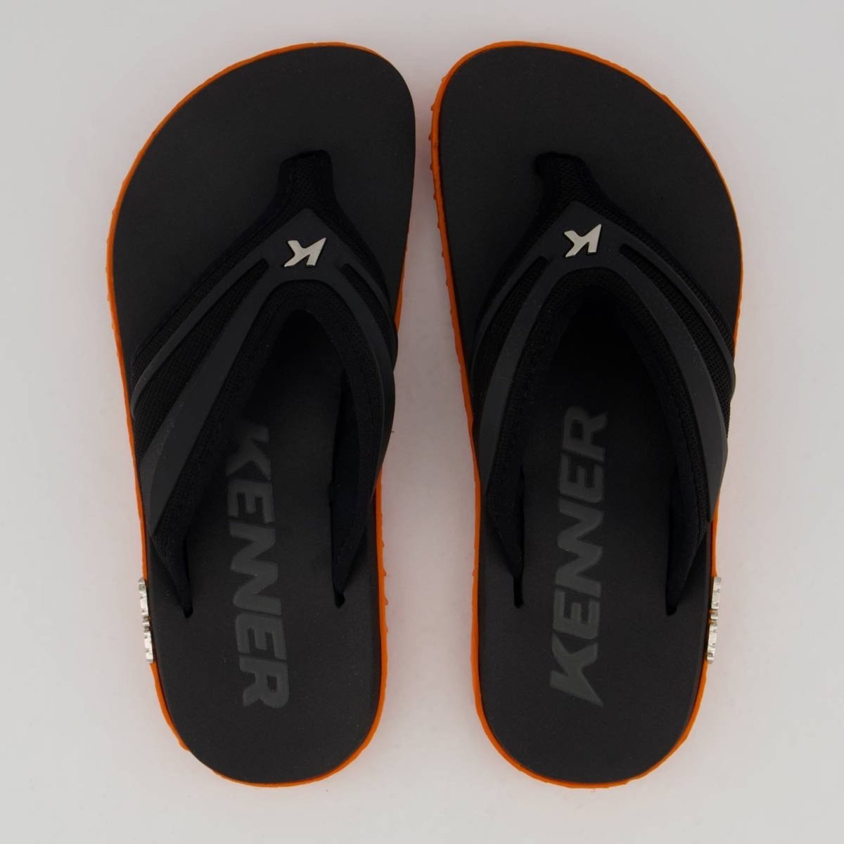 Chinelo Kenner Kivah New Force e Laranja