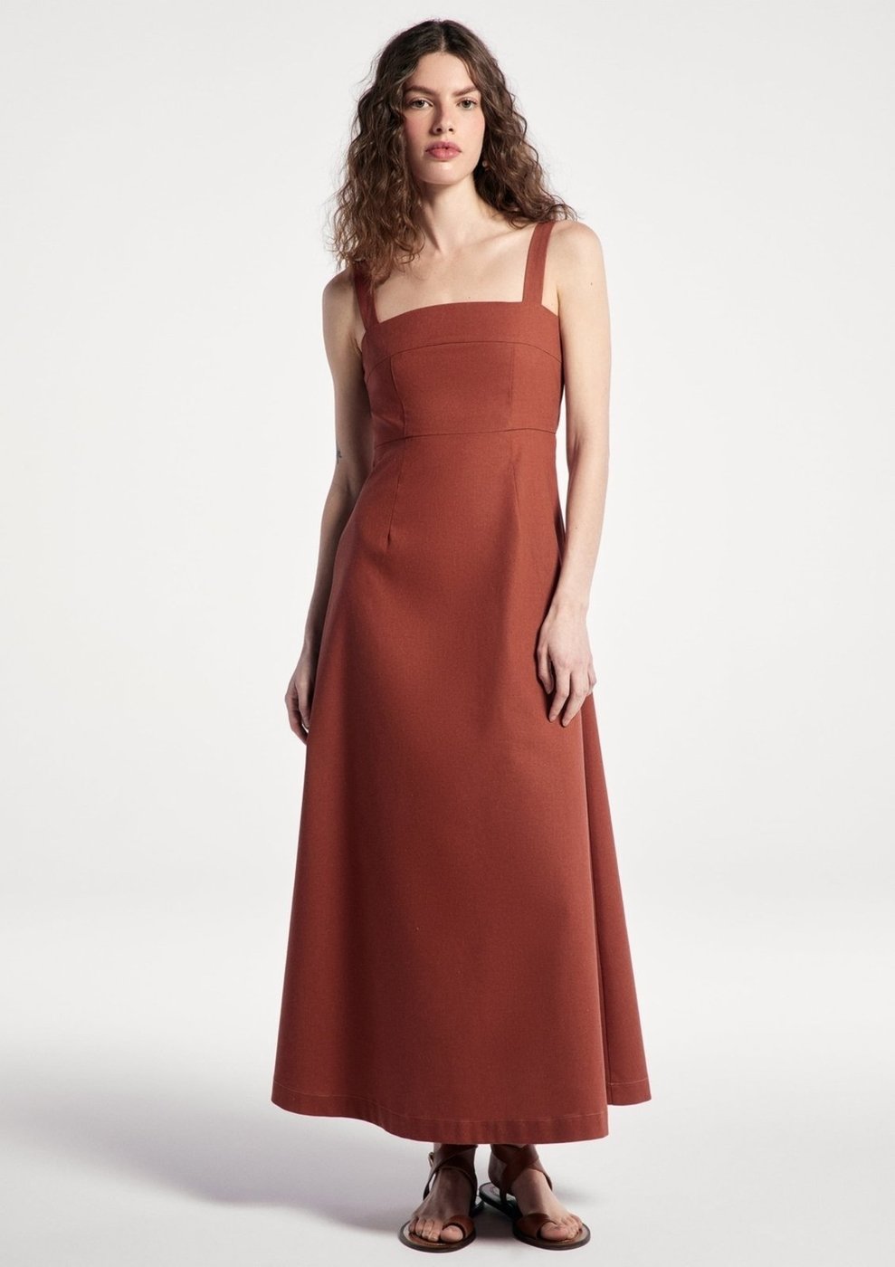 Imagem principal Vestido Midi Evasê Alças Médias Rústico Com Linho Hering terracota Hering terracota