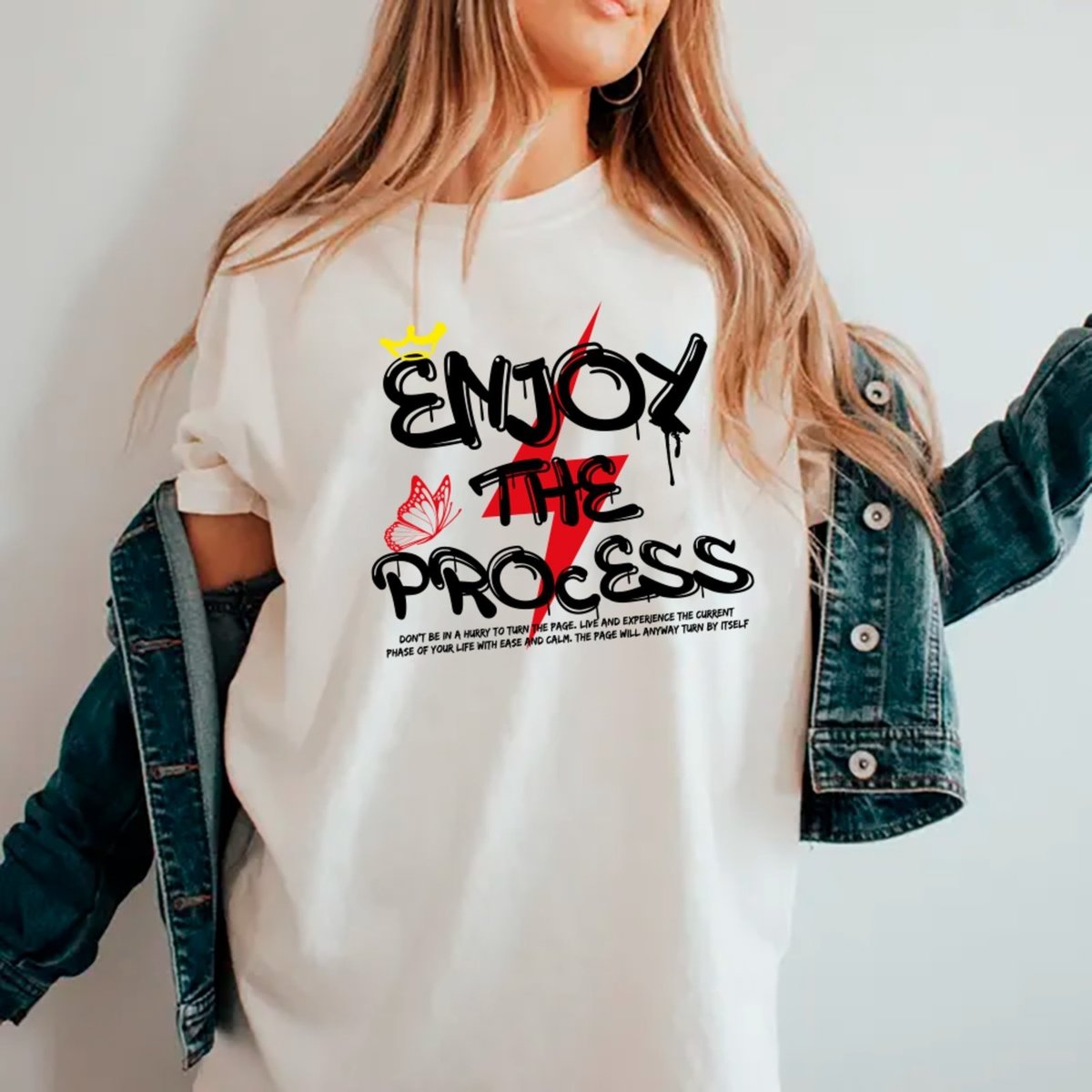 Imagem principal Camiseta Ousy Enjoy the Process Tipografia Graffiti Oversized Unissex branco ousy branco